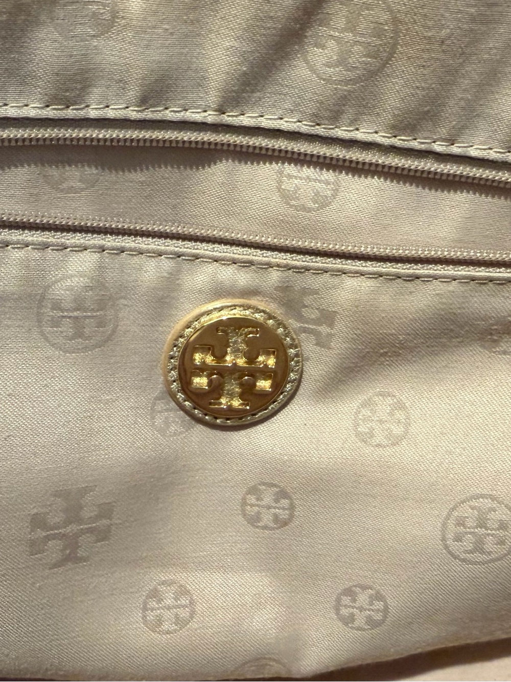 Tory Burch Cork Tote with Gold Metallic Trim - Picture 2 of 12